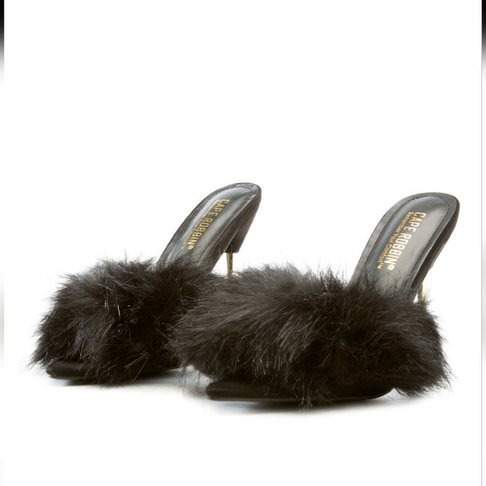Fur heels